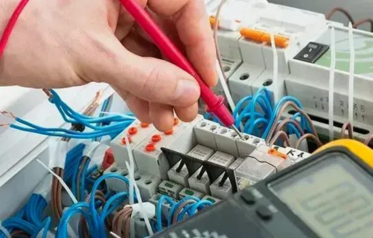 Professional electrician in Sundridge